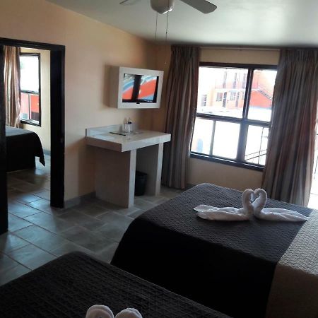 Motel Agora Ensenada Buitenkant foto